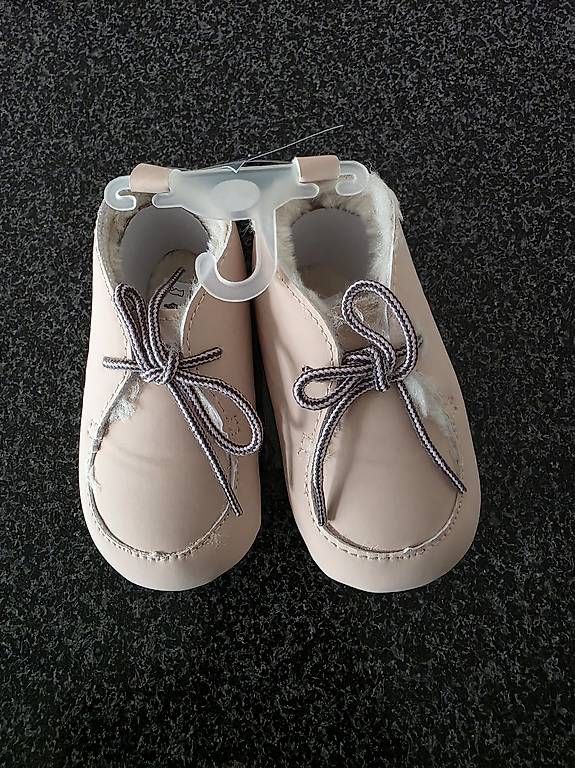 Scarpe per ragazzi: Lauflernschuhe – Usato da Rothrist venduto da Je.Ba 2