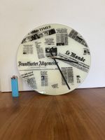 Coole Wanduhr im Zeitungsdesign für dein Zuhause!
