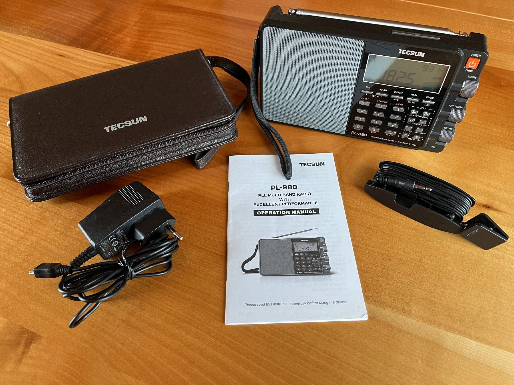 Radio: Tecsun PL-880 Weltempfänger – Usato da Wiesendangen venduto da Frohberg
