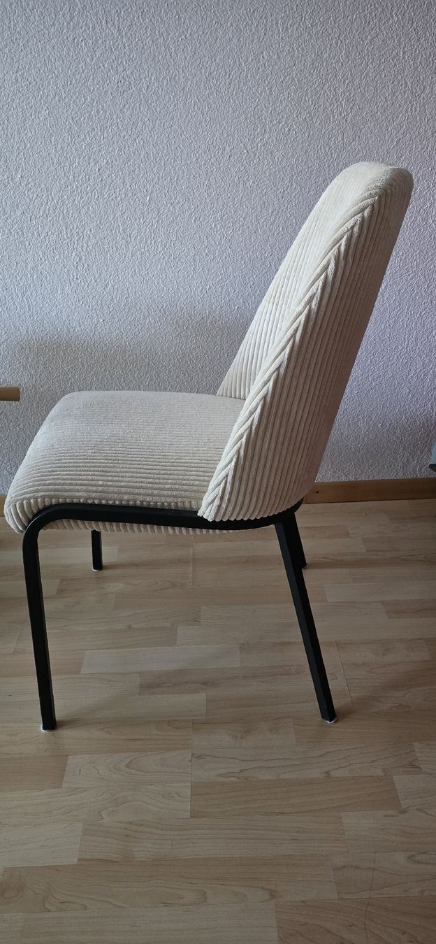 Conforama Sedie: Stuhl neuwertig weiss – Nuovo (secondo la descrizione) da Worb venduto da Mmeyer1 1