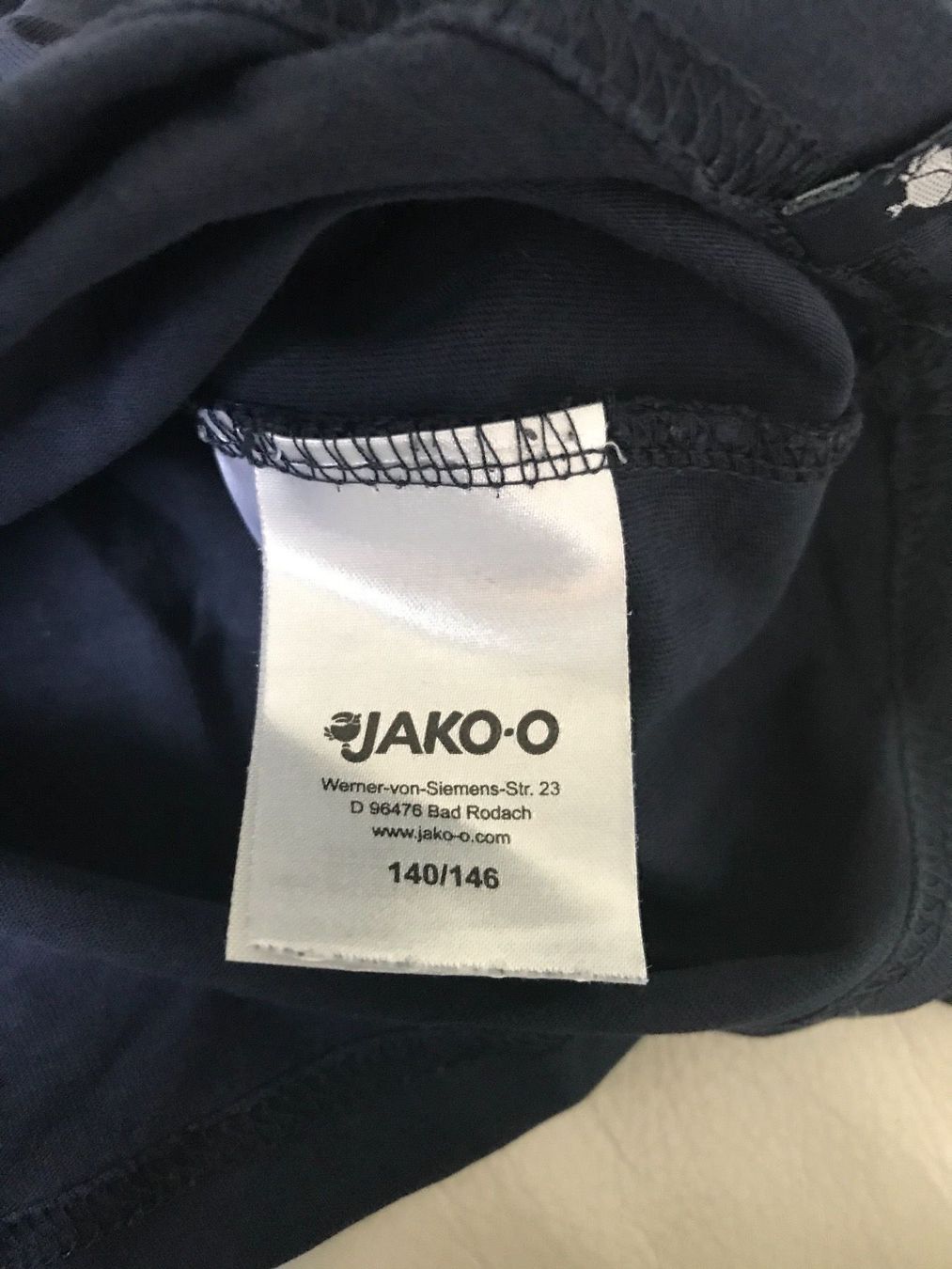 Camicie, T-shirt & Polo: Langshirt dünn Gr. 140-146 – Usato da Mauren venduto da SB1606 1