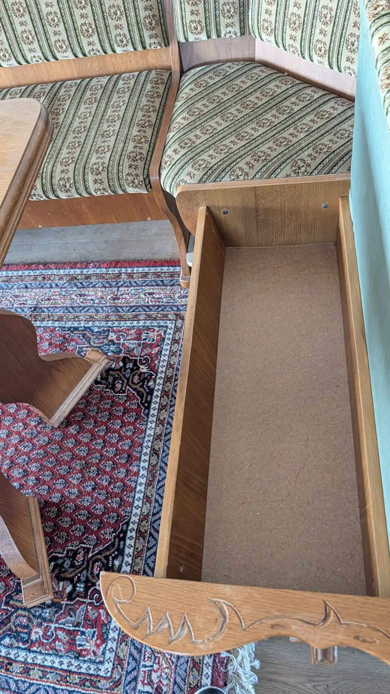 Set de table et chaises: Gemütliche Essecke sucht Anschluss – D'occasion à Menziken par jbr_85ct 2