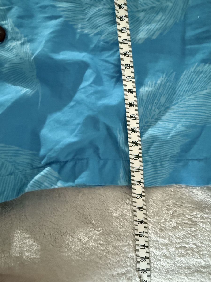 Camicie: Hawaii Shirt – Usato da Steffisburg venduto da laura_bazinga 3
