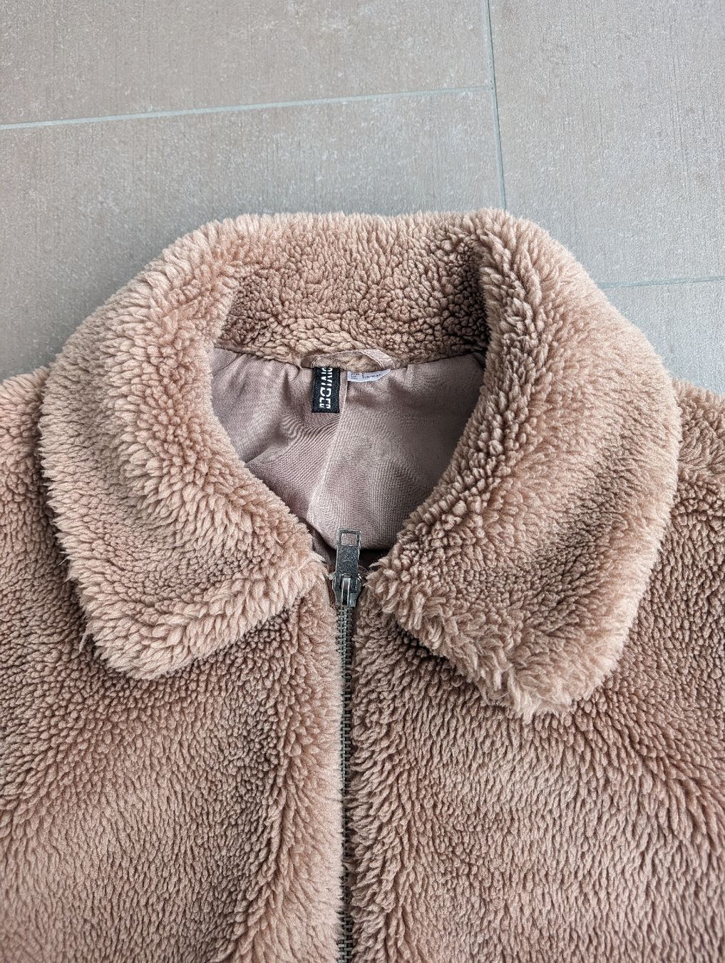 H&M Giacche: Plüschjacke Divided - Grösse L – Usato da Luzern venduto da simonf1 2