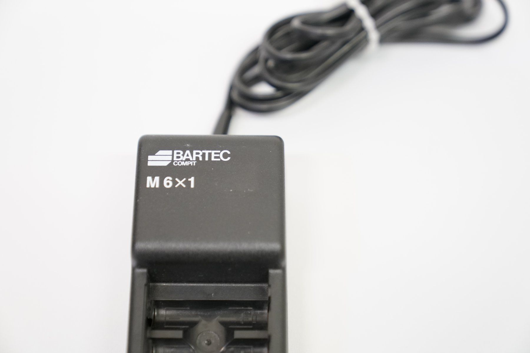 Chargements: Batterieladegerät Bartec Compit M6x1 – Neuf (Voir description) à Hochdorf par av-electronics 2