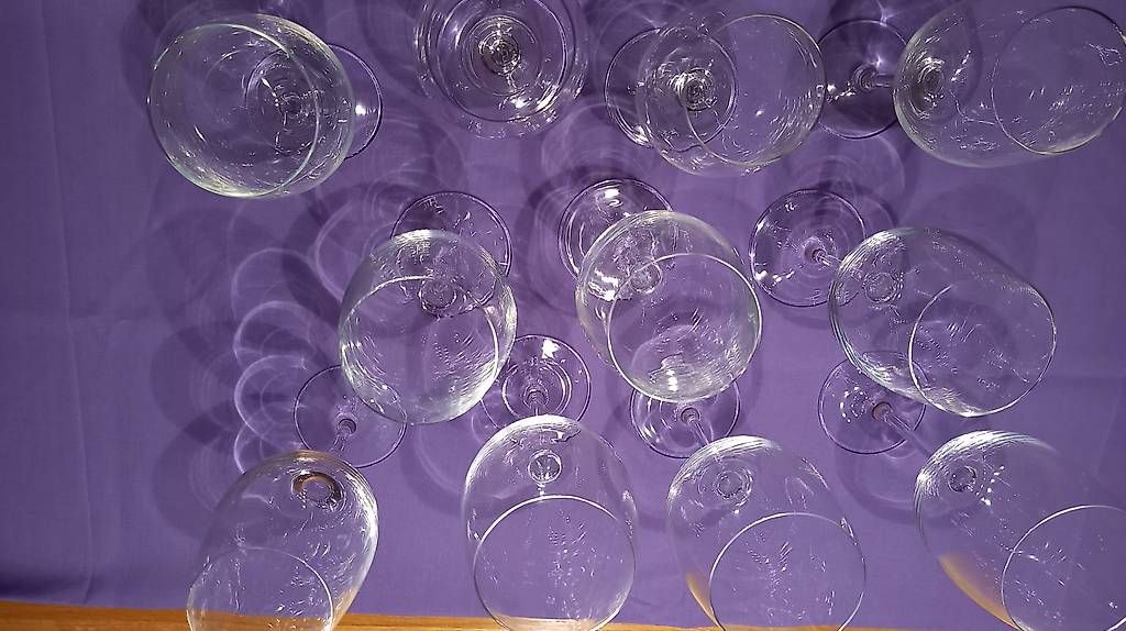 Verres: Weingläser – D'occasion à Oberdorf BL par piwi11 1
