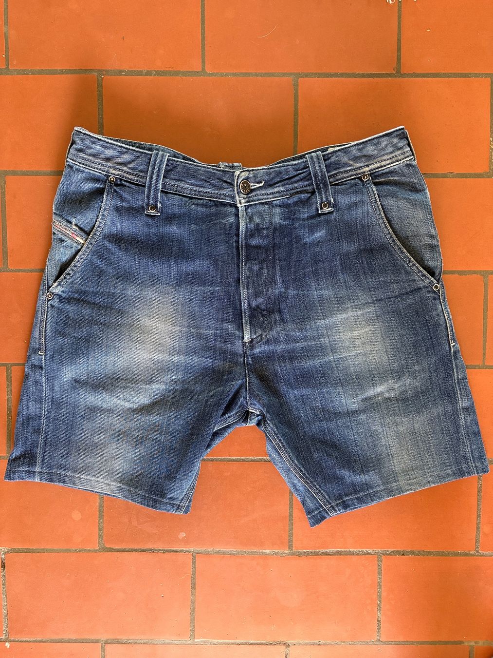 Jeans: Short denim Diesel, size 32 – Gebraucht aus Auvernier von Arocc