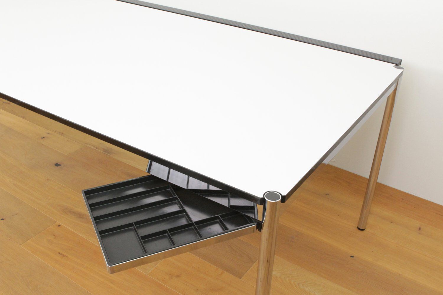 USM Tavoli: USM Haller Tisch 200x100cm – Usato da Affoltern am Albis venduto da StudioStandard 4