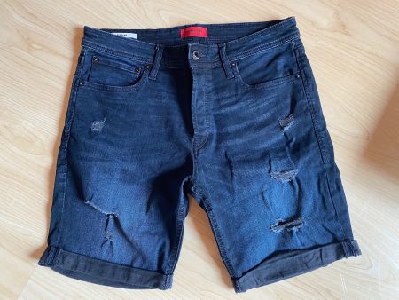 Jack&Jones Jeans Shorts Gr. M Destroyed Look