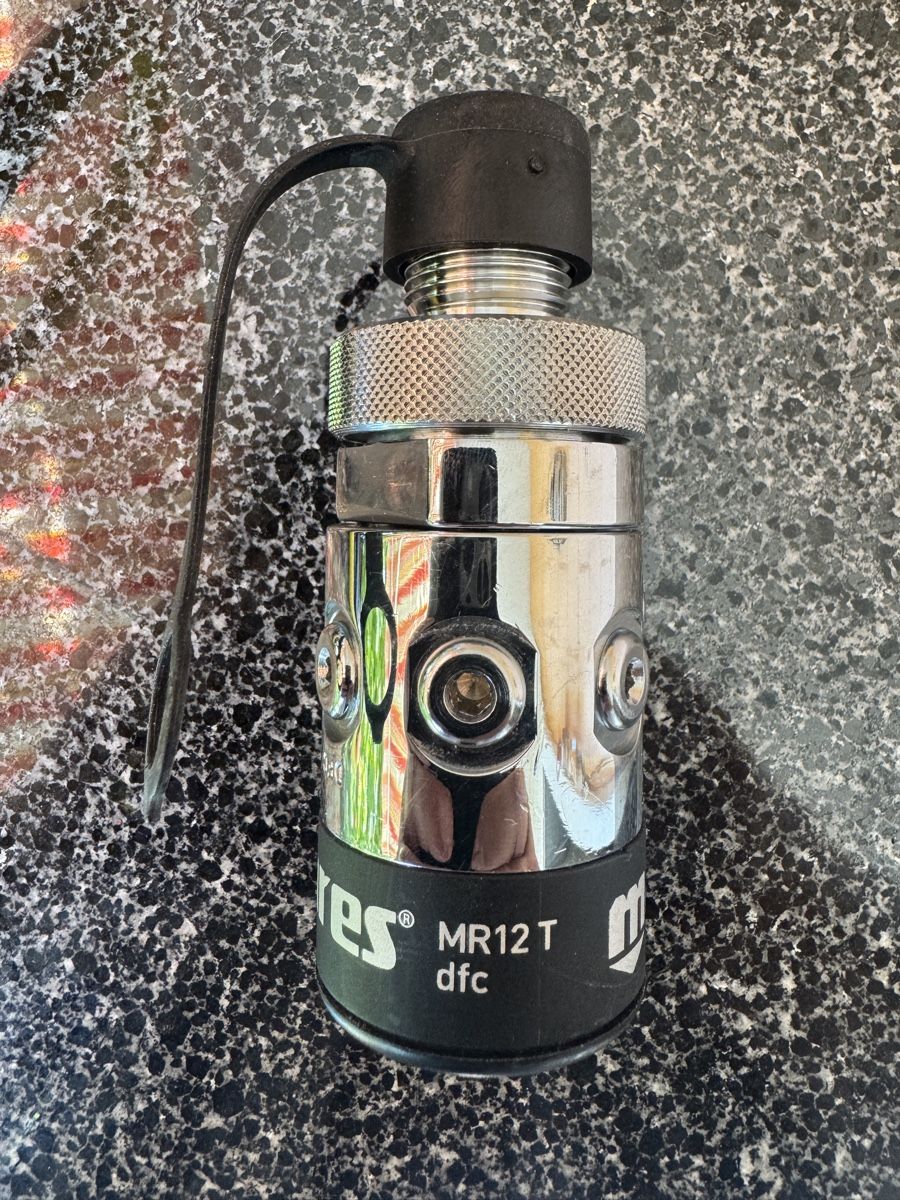 Mares Respiratori & Giubbotti: Atemregler 1. Stufe Mares MR12T – Usato da Gals venduto da Rumpelstilzler