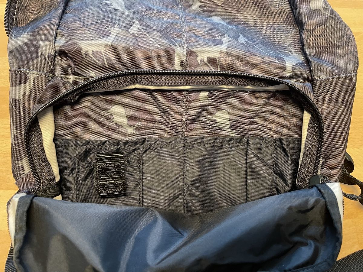 Nike Zaini: Nike Rucksack, Tarnfarbe – Usato da Spreitenbach venduto da R_1691 3