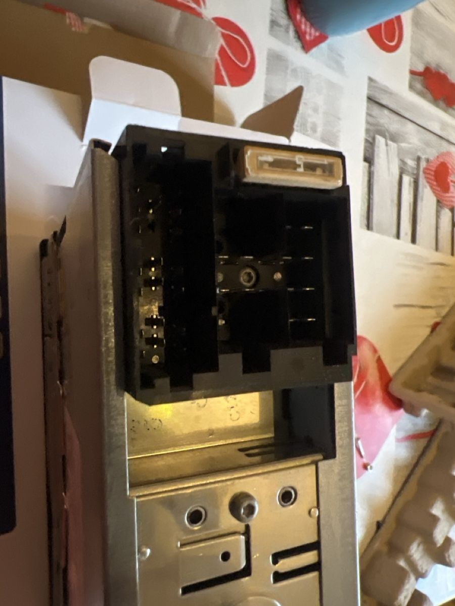 Blaupunkt Radio: Blaupunkt Radio MAN CD24v – Usato da Gontenschwil venduto da Jeepli1970 2