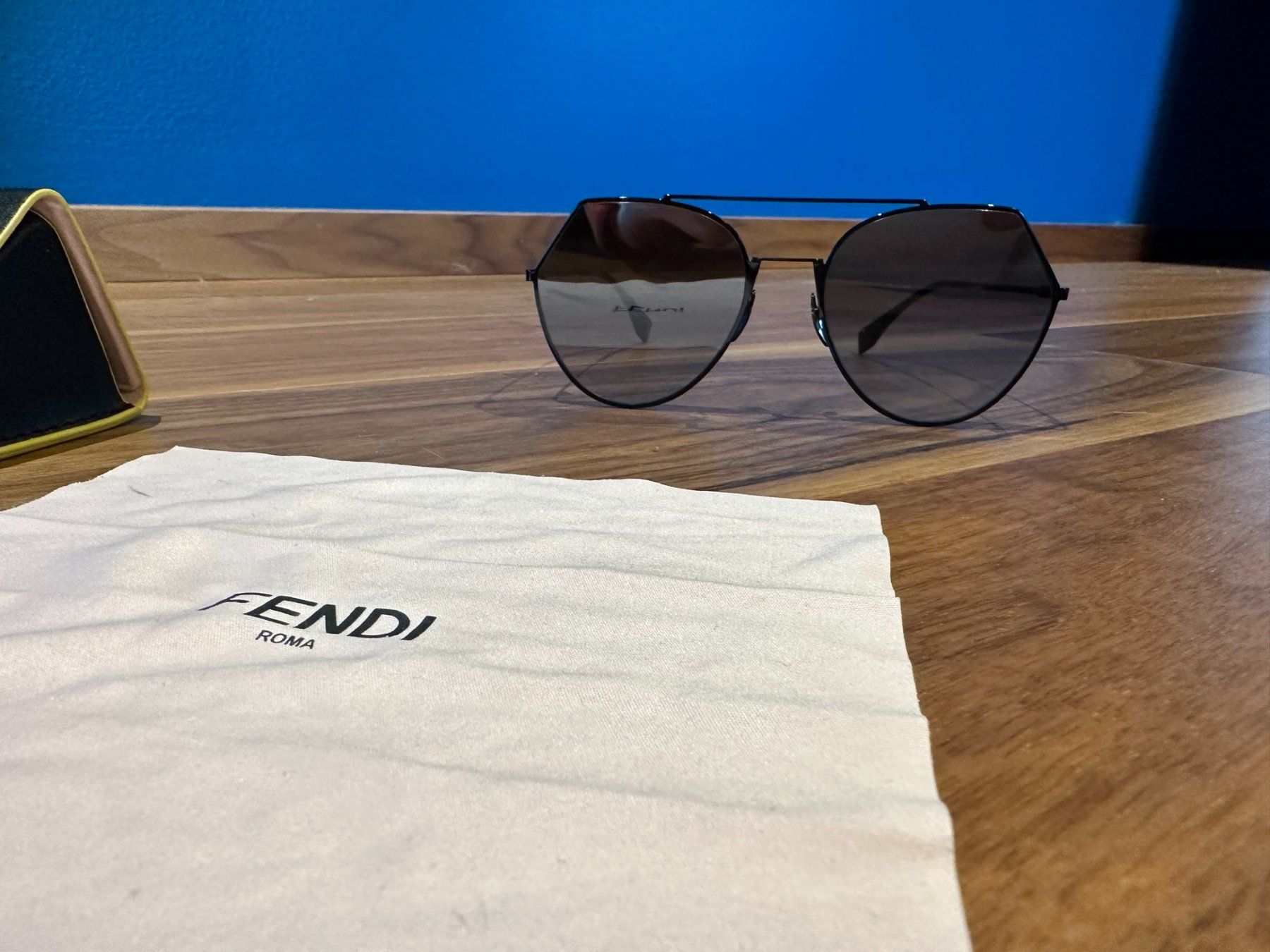 Fendi Occhiali & Lenti: Fendi Sunglasses – Nuovo (secondo la descrizione) da St-Sulpice VD venduto da juhdu 3