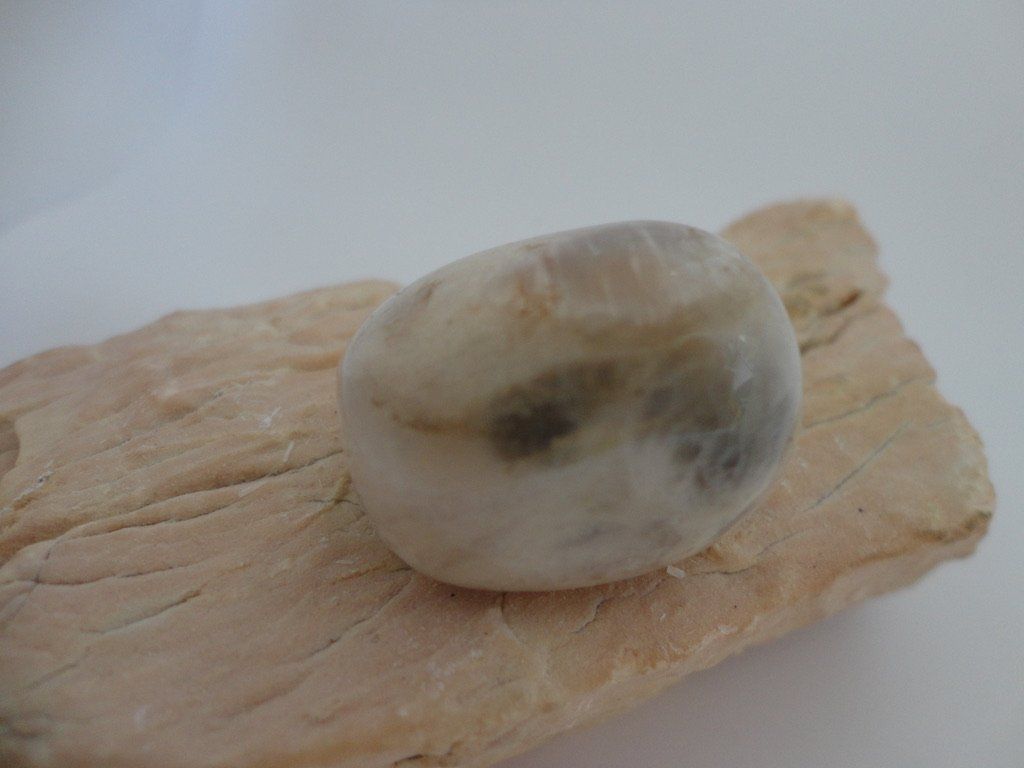 Edelsteine: Mondstein Heilstein – Neu (gemäss Beschreibung) aus Biberist von Steine
