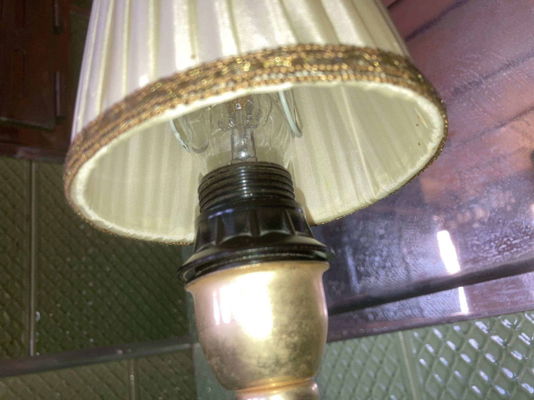Lampade: Tischlampe, E14, Nachttischlampe – Usato da Neftenbach venduto da 889095 4