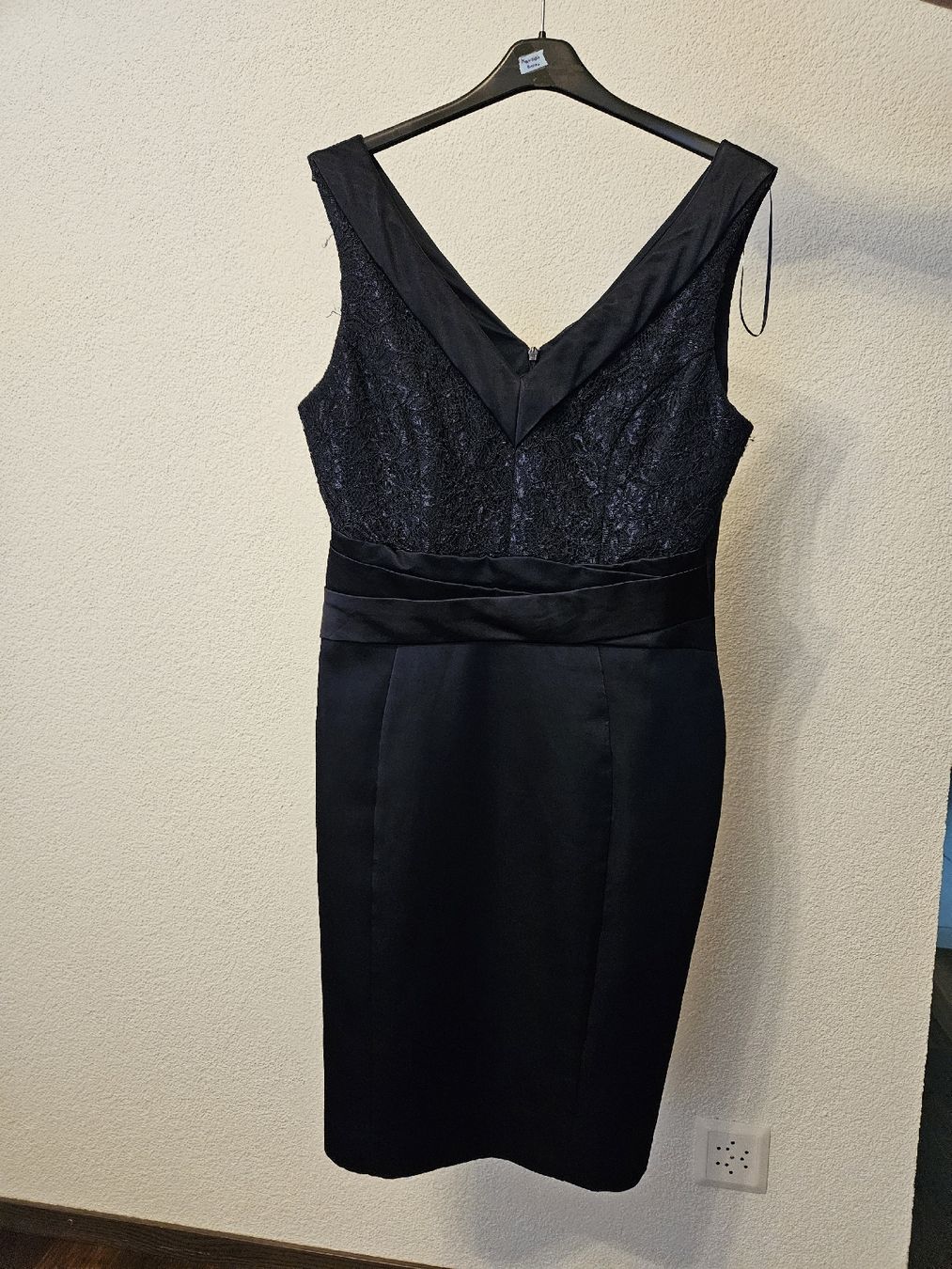 Vestiti: Elegantes Etuikleid, Gr.38, dunkelblau – Usato da Buchs ZH venduto da Solletico