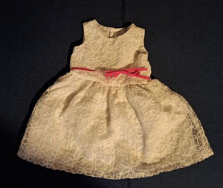 Festliches Kleid für Mädchen, Grösse 18 Monate, Top Zustand!