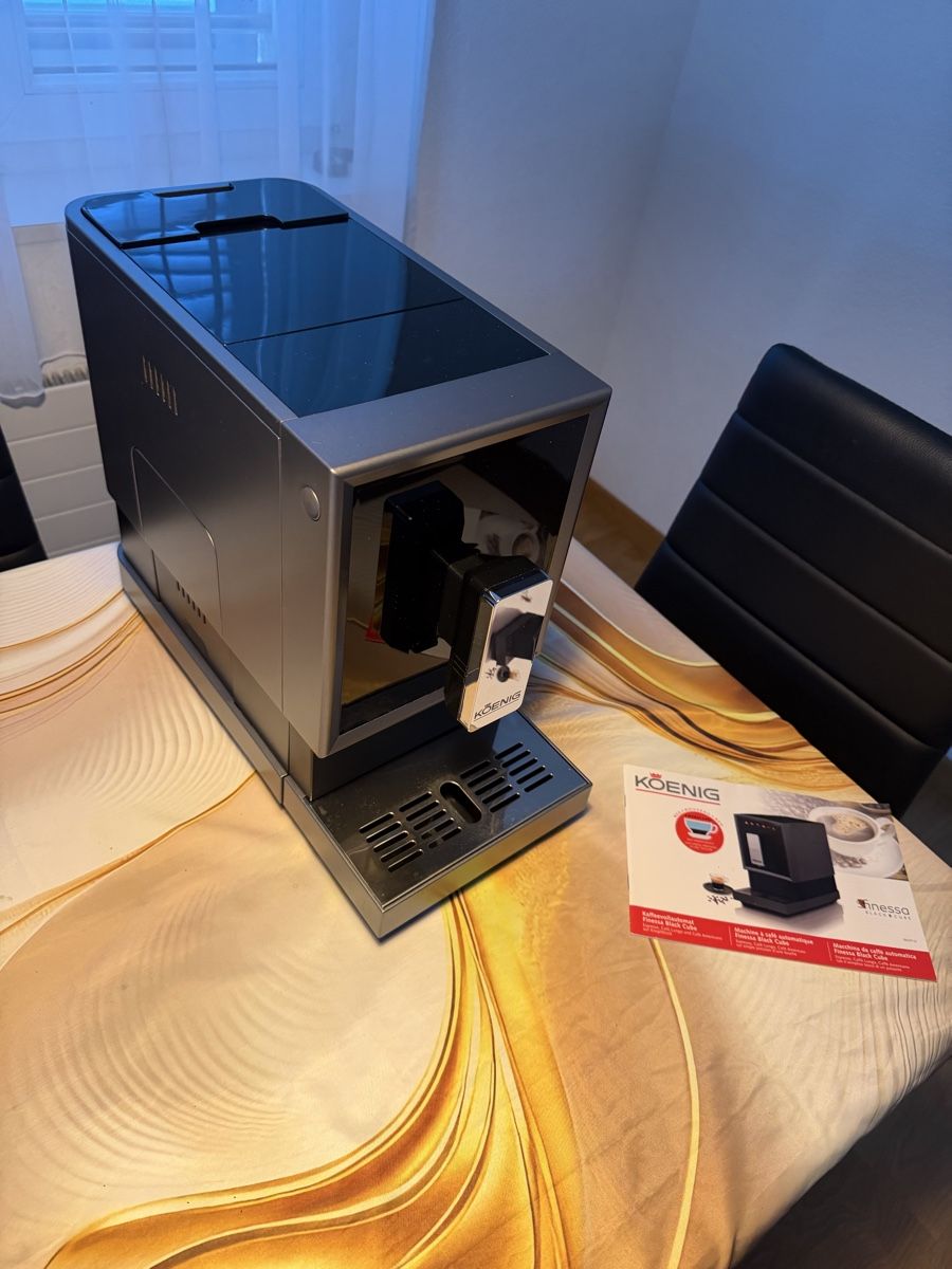König Macchine per caffè & Macchine per espresso: Koenig Black Cube – Usato da Huttwil venduto da Userabcde