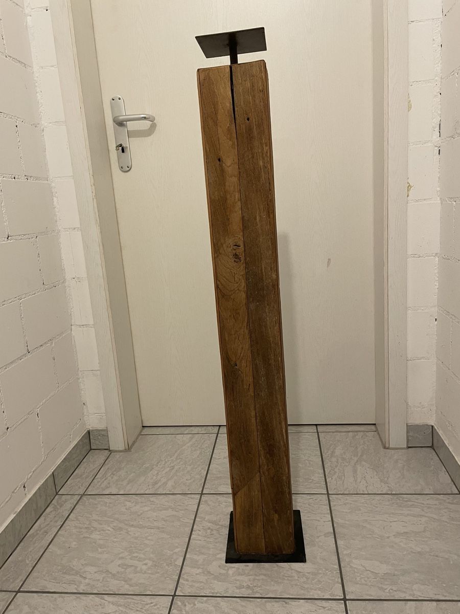 Holzartikel: Holzsäule – Gebraucht aus Uttwil von Mirabellablau
