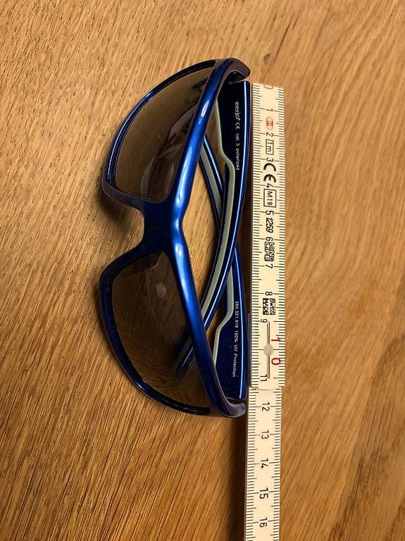 Occhiali & Lenti: Kinder Sonnenbrille Sportbrille – Usato da Arlesheim venduto da thoma2010