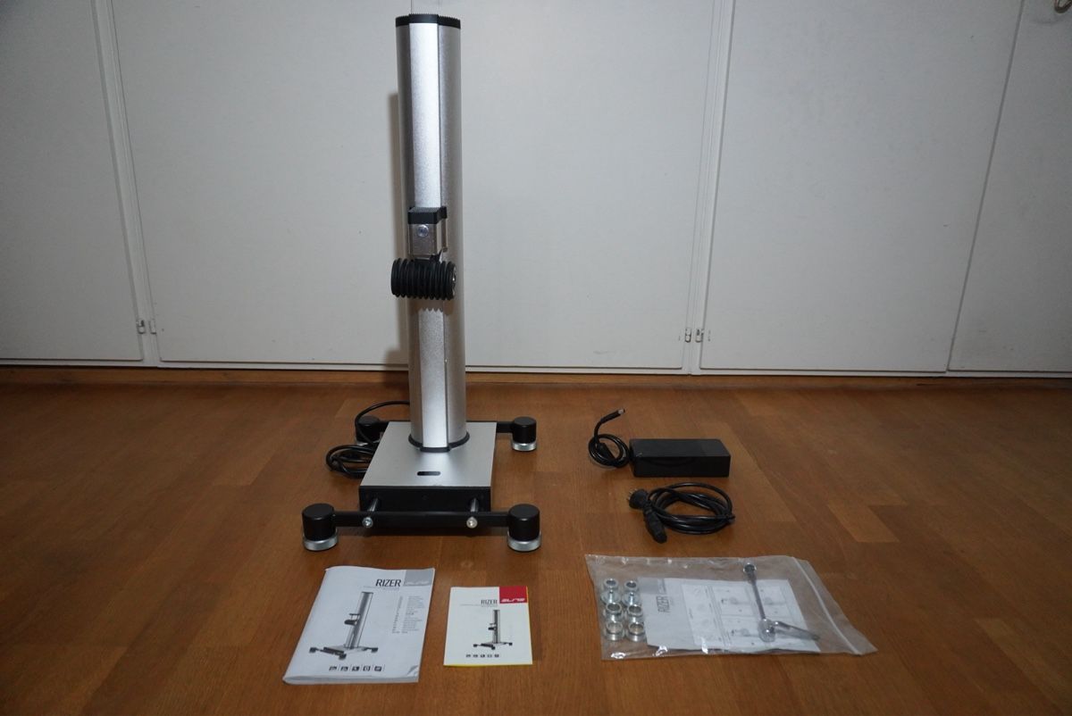 Hometrainer: Elite Rizer Neigungssimulator – Usato da Wiesendangen venduto da Cornelia.Baumann