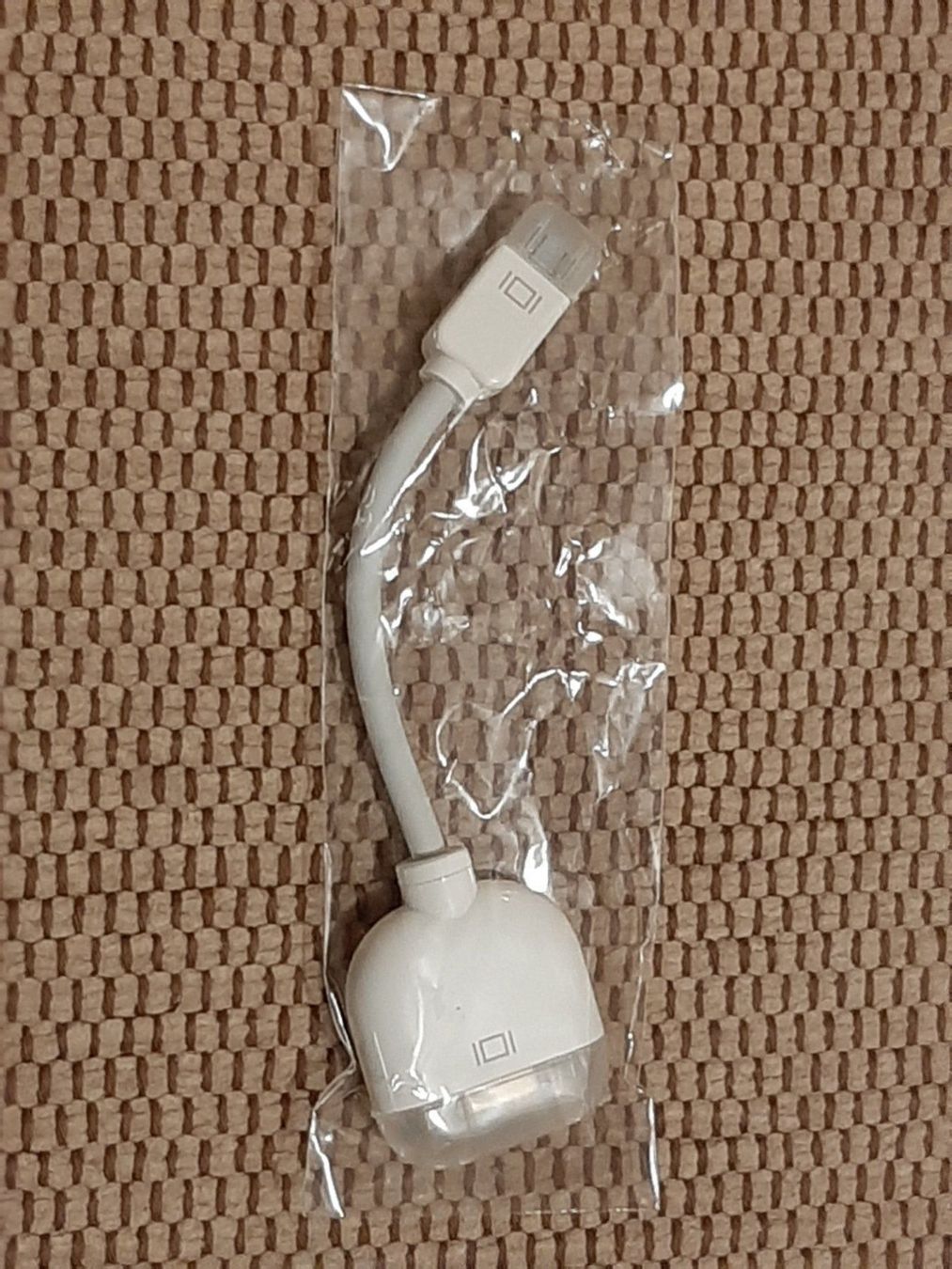 Cavi: Mini-DVI to VGA Adapter – Nuovo e nell'imballaggio originale da Porza venduto da ulletta1 1