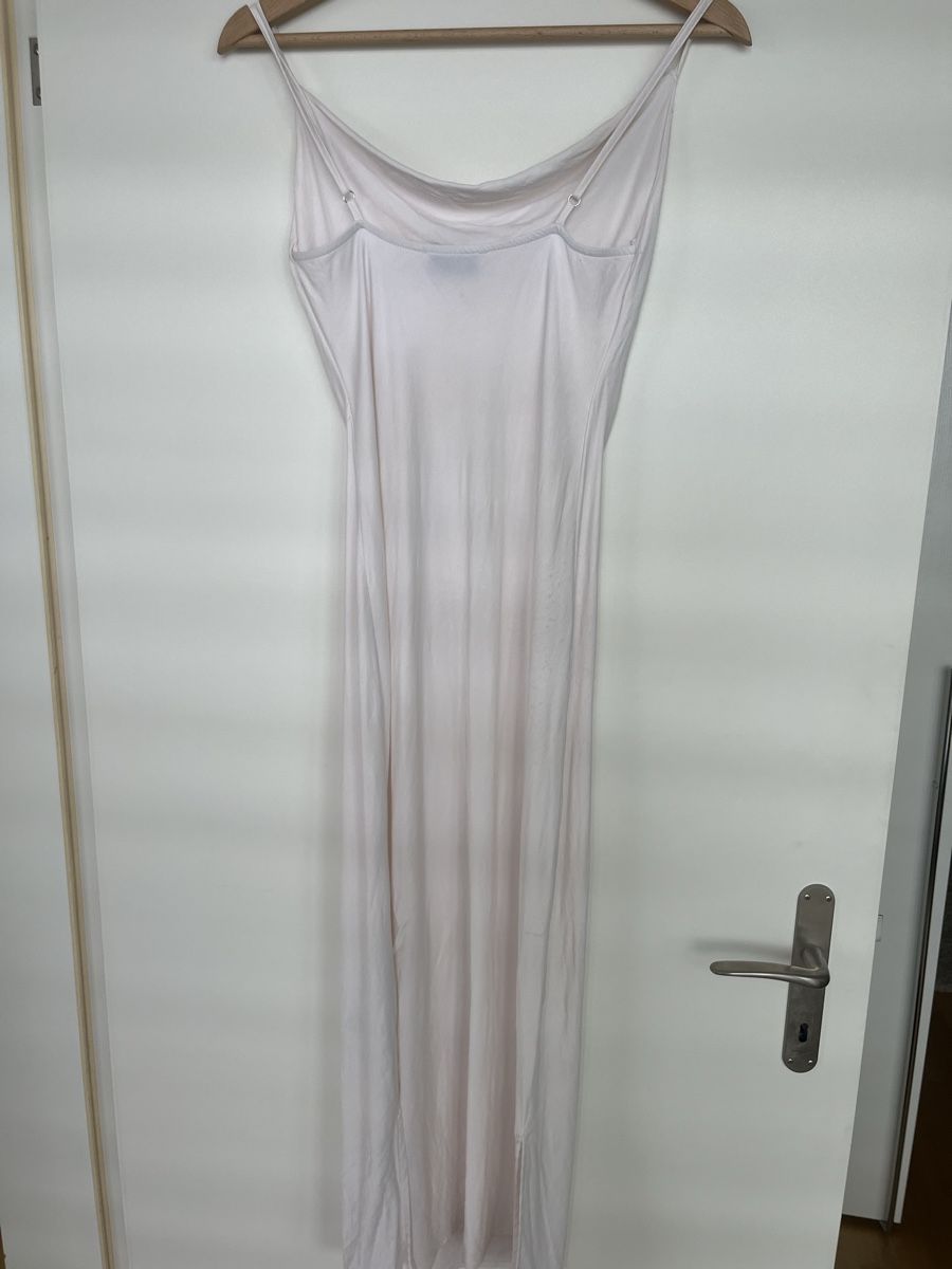 Bershka Vestiti: Robe blanche – Difettoso da Neuchâtel venduto da Ariane_vn00 1