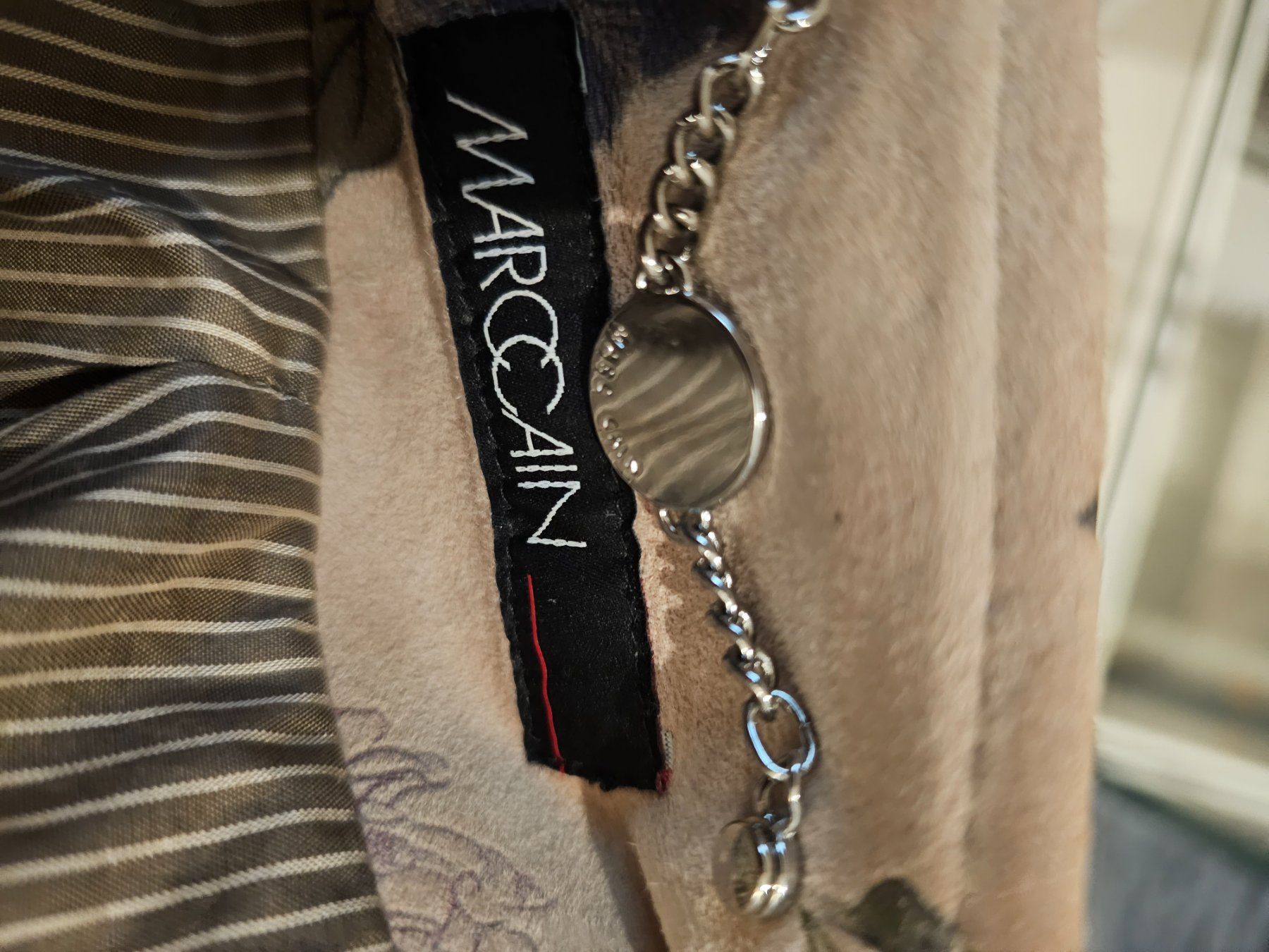 Marc Cain Giacche: Marc Cain Lederjacke 100% Leder Nr. 6 – Nuovo (secondo la descrizione) da Berg TG venduto da lisboa.sky 3