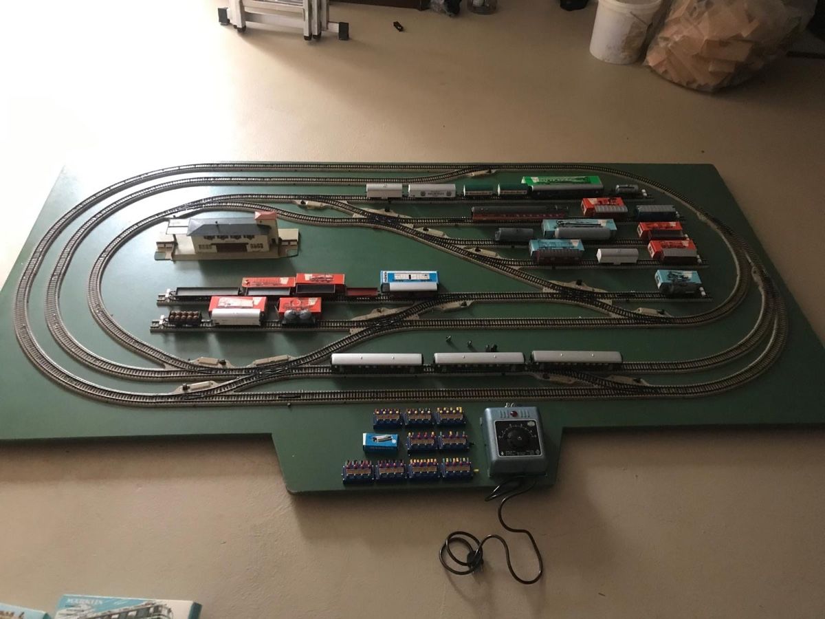 Märklin Modellini di ferrovie: Märklin h0 Modelleisenbahn – Usato da Flawil venduto da Andrin.g97