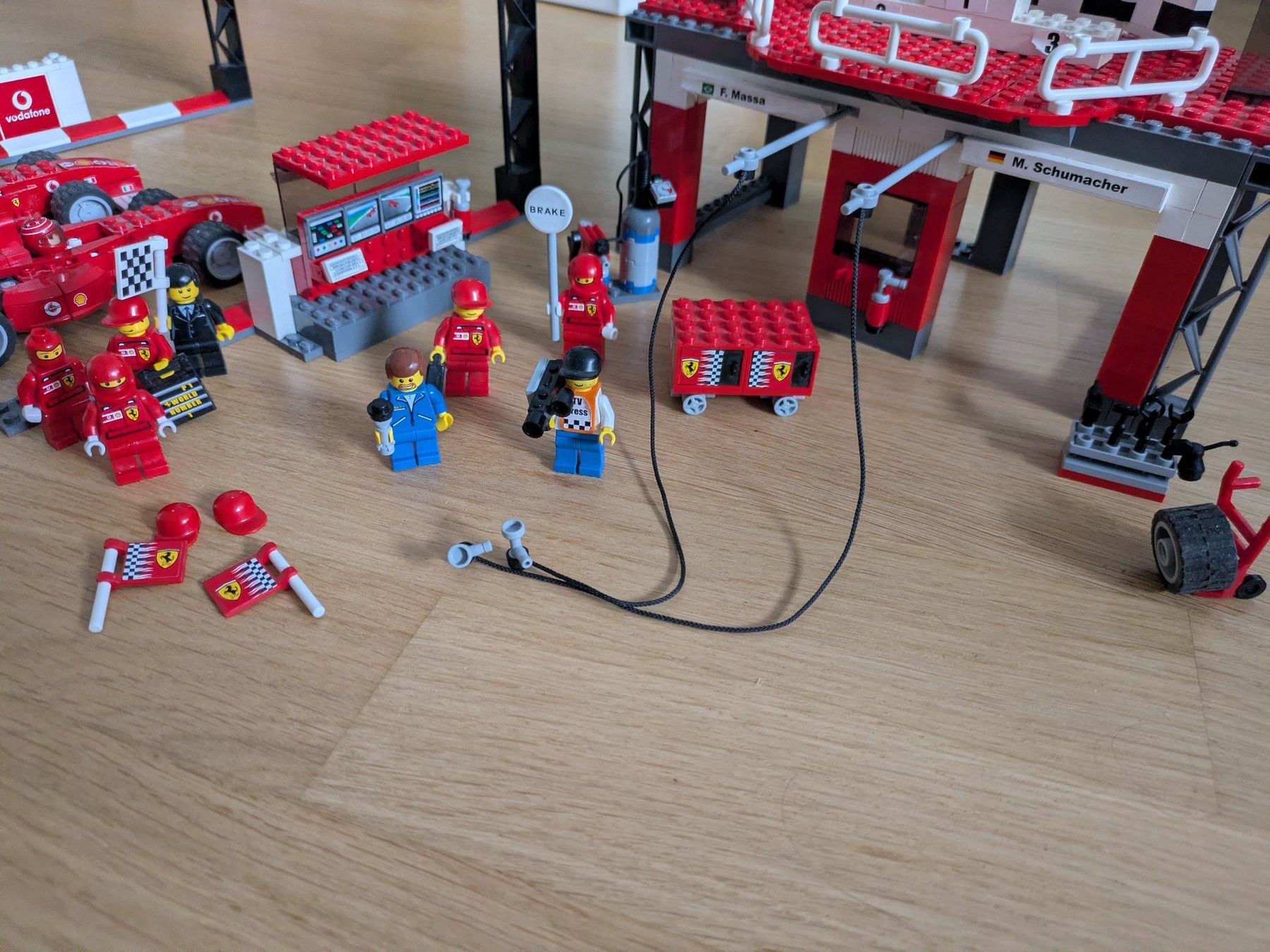 Lego Racers - Ferrari Finish Line (8672) (Gebraucht) in Lausanne für ...
