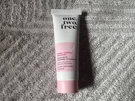 Reinigungsschaum Gesicht 30 ml– one two free