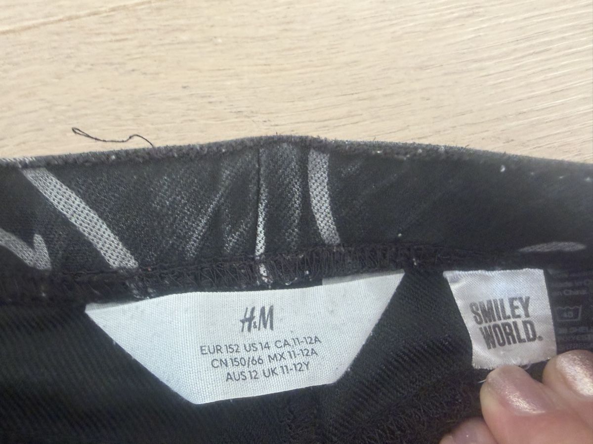 H&M Hosen: H&M Smiley Hose 152 cm – Neu (gemäss Beschreibung) aus Wallisellen von Nataschab0 3