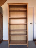 Grosses Bücherregal aus Massivholz
