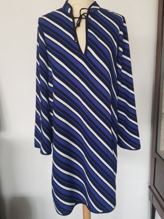 NEUWERTIGES DAMENKLEID VON MANGO