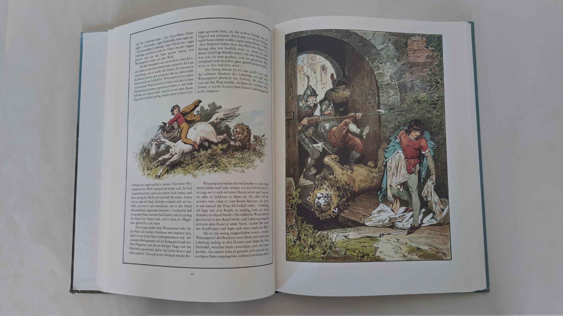 Libri: Märchen aus alter Zeit / Märchenbuch mit 128 Seiten – Usato da Bellach venduto da JingleJerry 5