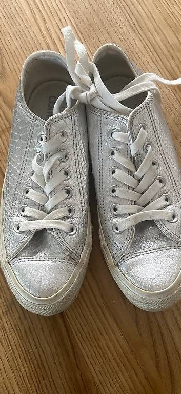 Scarpe da uomo: Converse All Stars – Usato da Bülach venduto da Snoppy15