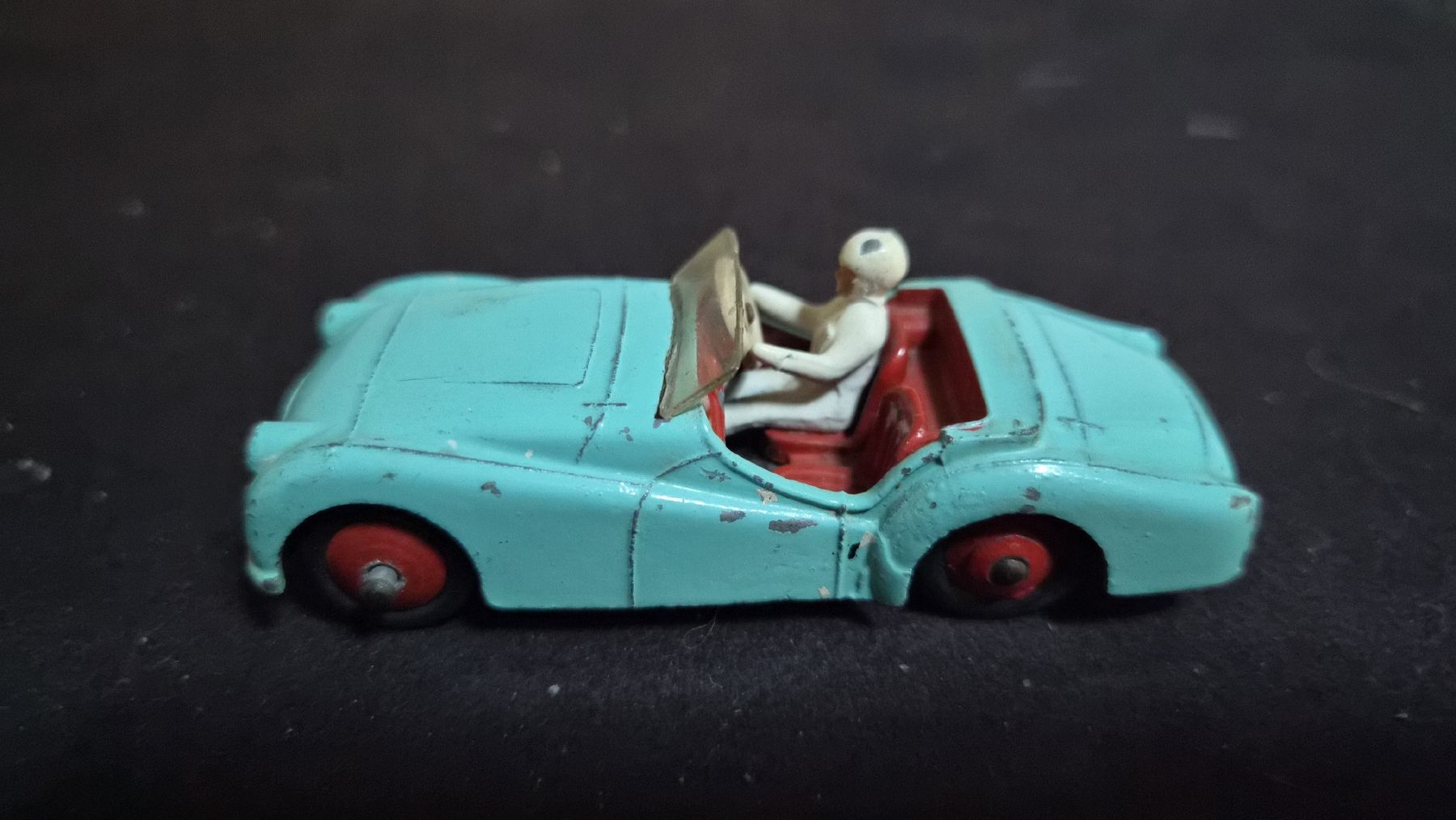 Dinky Toys Modellini d'auto: dinky toys Triumph  – Usato da Sihlwald venduto da Blaumeisli45 1