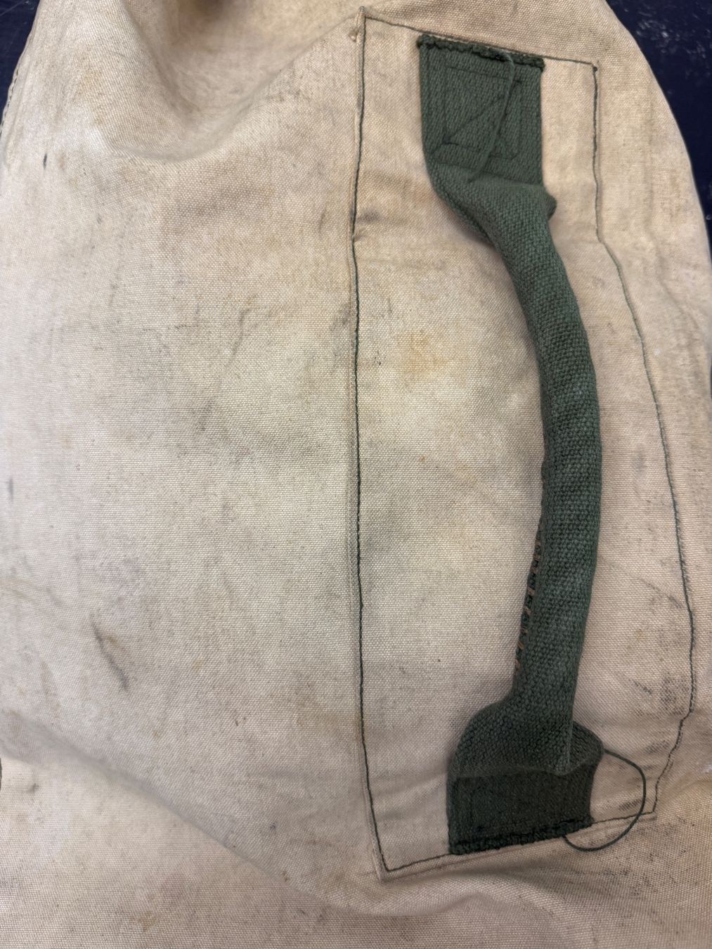 Rucksäcke: British Army Duffel Bag Canvas 1952 Vintage – Gebraucht aus Zürich von serraphim 4