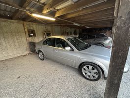 Ford Mondeo Ghia V6