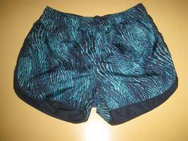 TCM Sport Kurze Wende Hose / Neu Ungetragen Size M