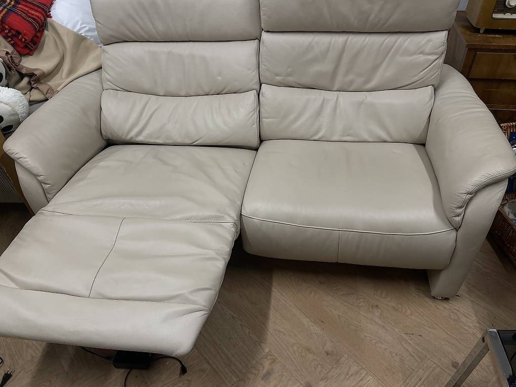 Divani: Elektrisch verstellbarer sofa – Usato da Schlieren venduto da Maximusss76 1