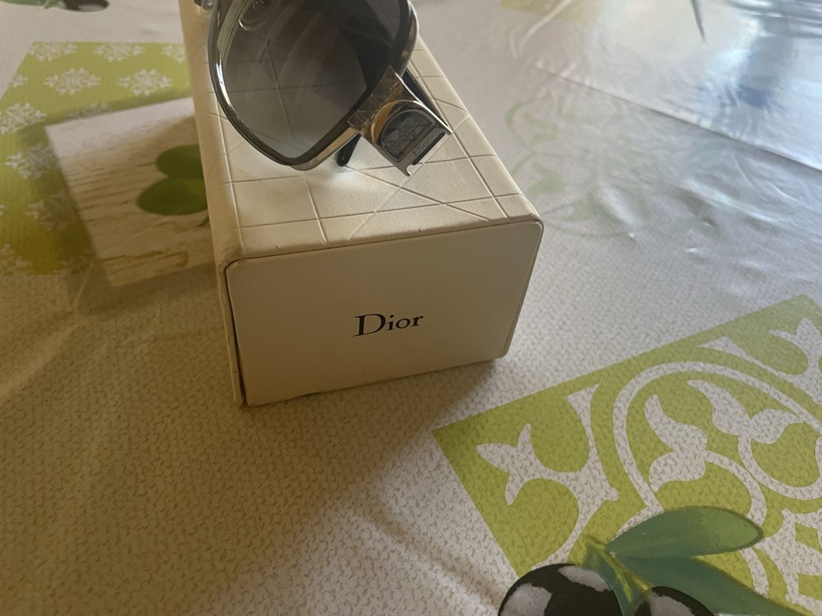 Dior Brillen & Gläser: Lunette de soleil DIOR – Gebraucht aus Genève von lea_b6vp 1