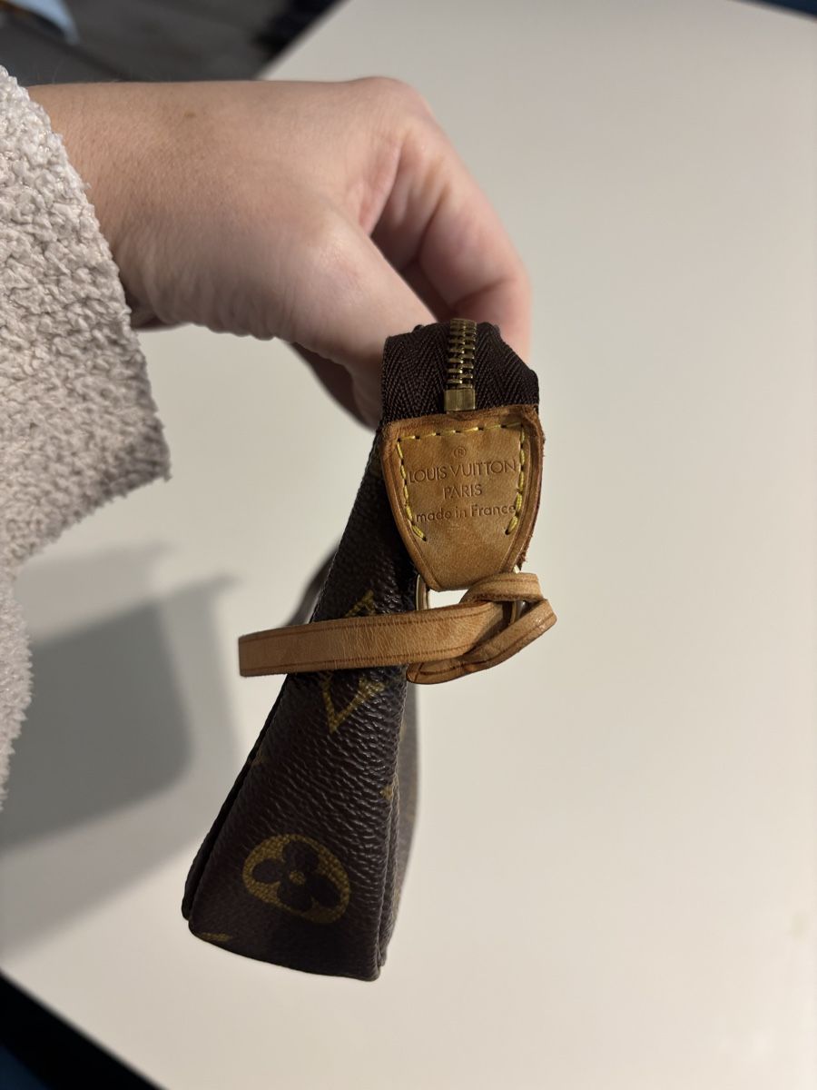 Louis Vuitton Taschen für Damen: Louis Vuitton Pochette  – Gebraucht aus Höri von Celine.11 8