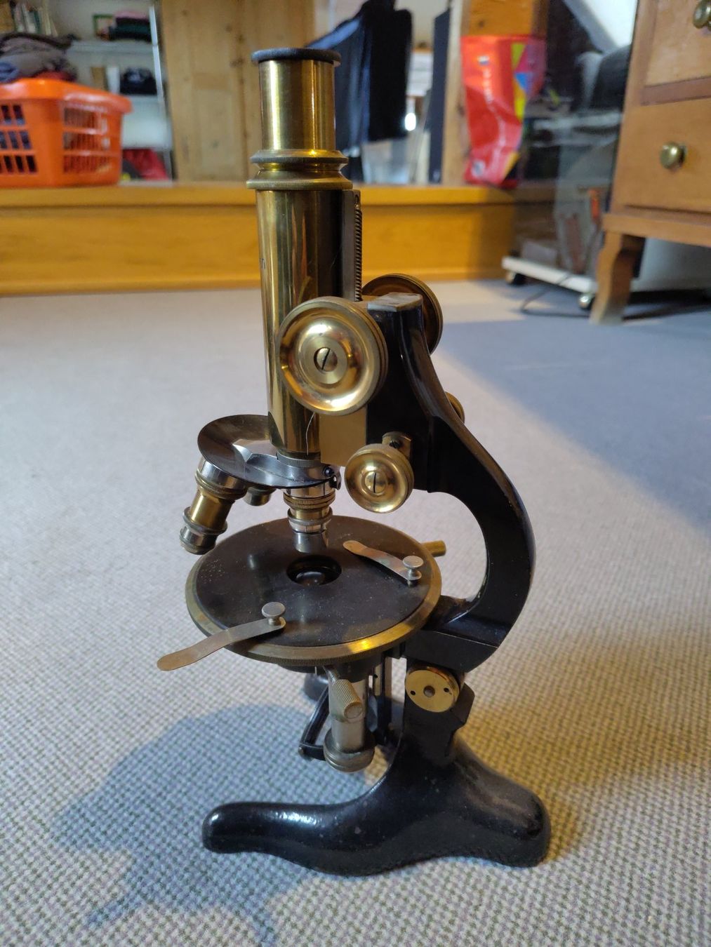 Microscopi: Magnifique microscope ancien – Usato da Grancy venduto da Bermike