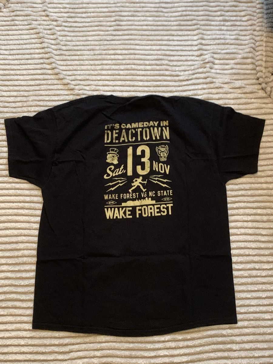 T-shirt: College T-Shirts Wakeforest - XL – Usato da Uerikon venduto da MarkBaumann 5