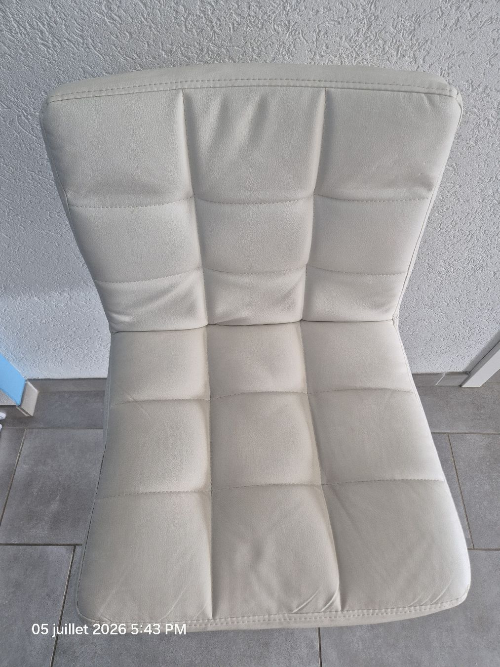 Seggioloni: Tabouret de bar blanc simili cuir réglable – Usato da Les Rasses venduto da Lunaaz 2