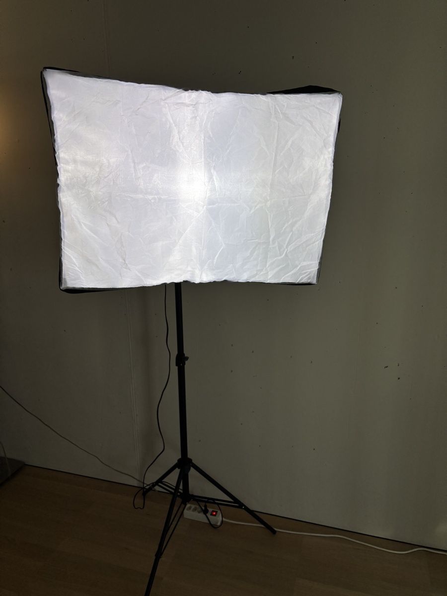 Lampade: Softbox mit Lampe und Tripod Stativ – Usato da Regensdorf venduto da expendable800 7