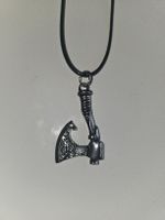 collier hache viking