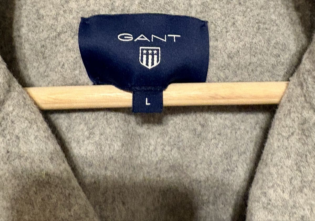 Gant Cappotti: GANT Wool Blend Winter Coat, size L – Usato da Le Grand-Saconnex venduto da AlexeyYu 1