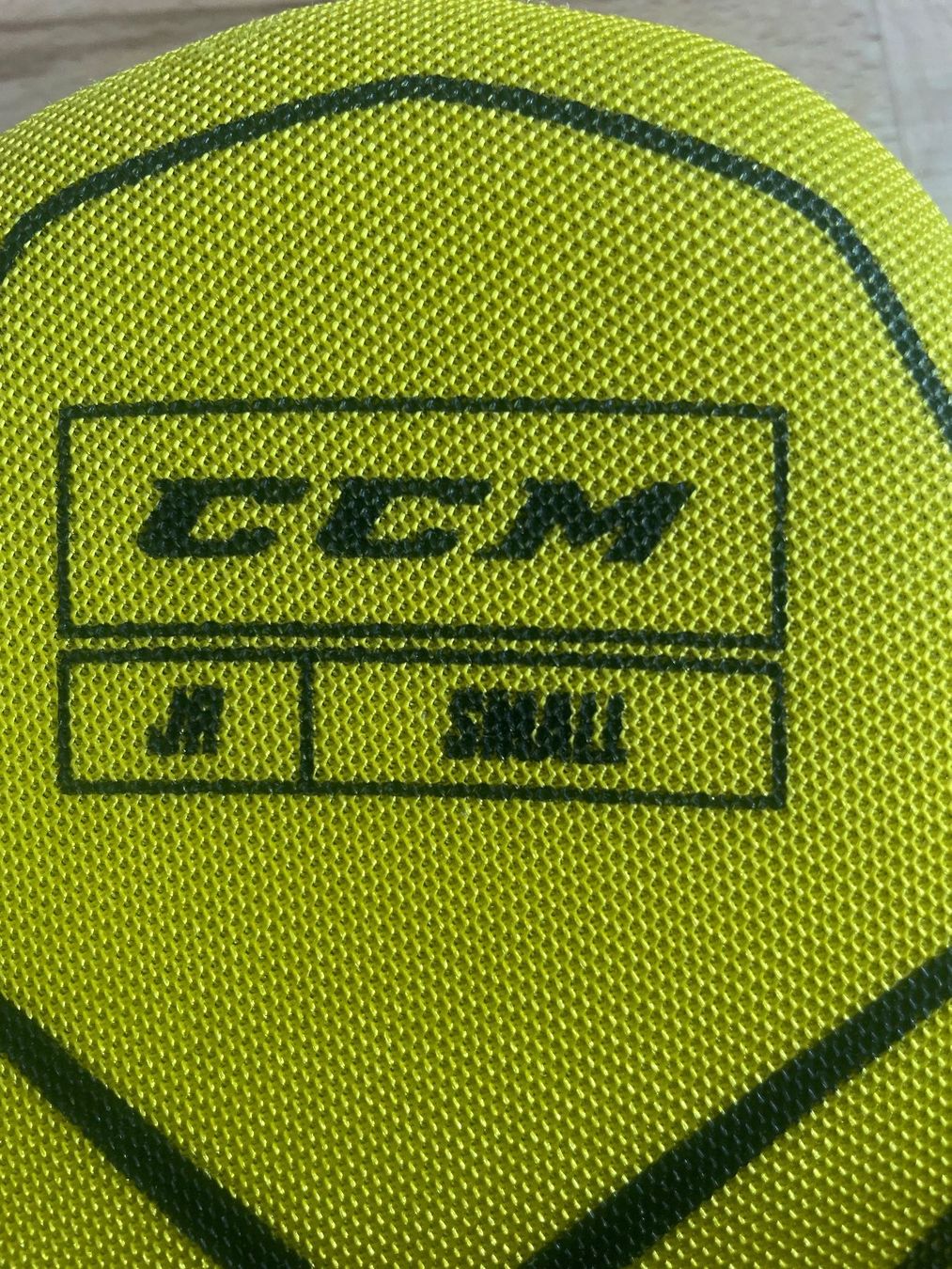 Ccm Pantaloni: Eishockeyhosen CCM / Junior Small – Usato da Bösingen venduto da Master_75 1